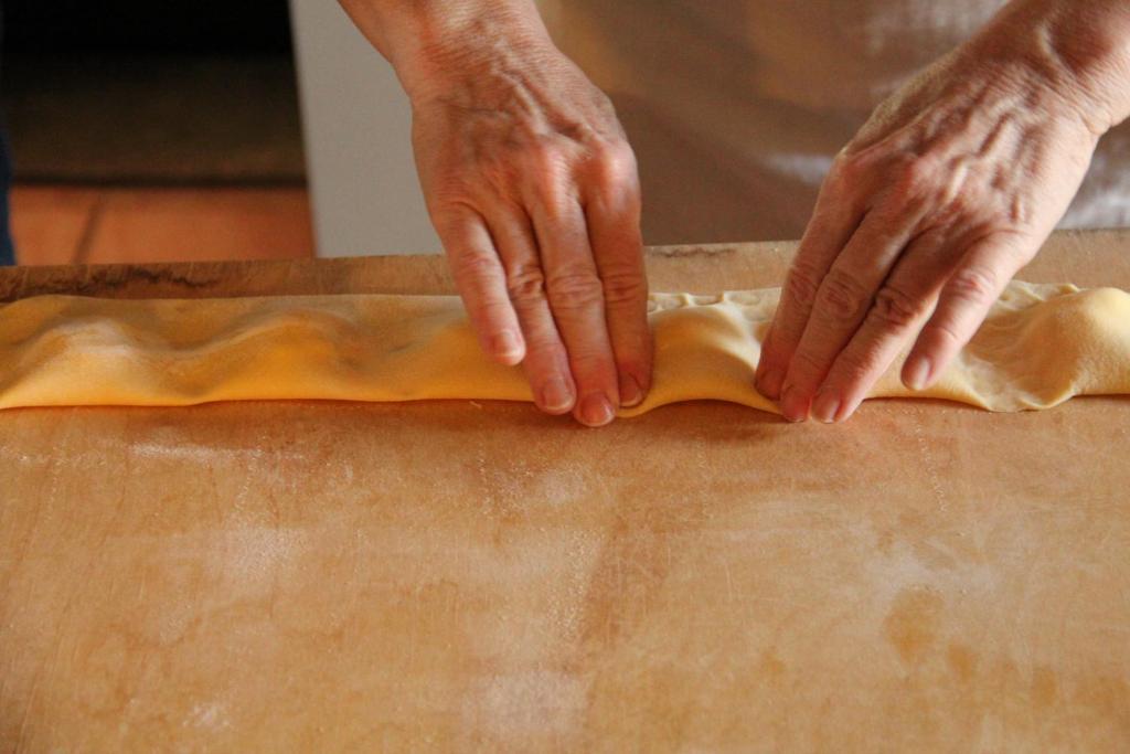 Agriturismo Il Castagnolino Сан Джиминяно Стая снимка