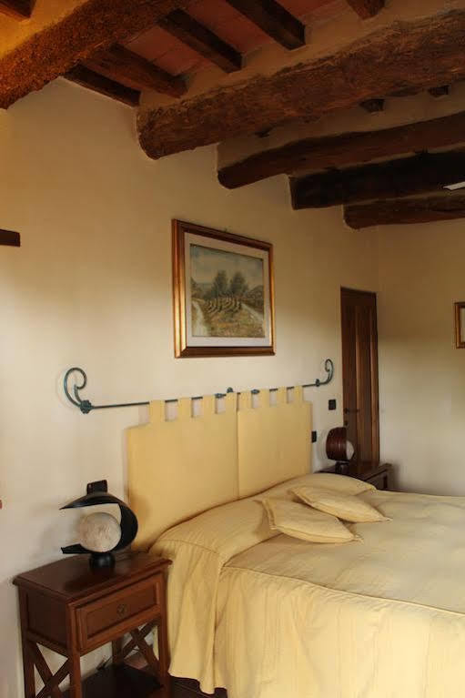 Agriturismo Il Castagnolino Сан Джиминяно Екстериор снимка